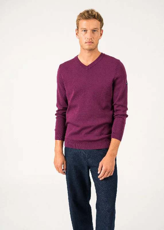 Cuirassé V neck jumper - in soft wool (PRUNE)